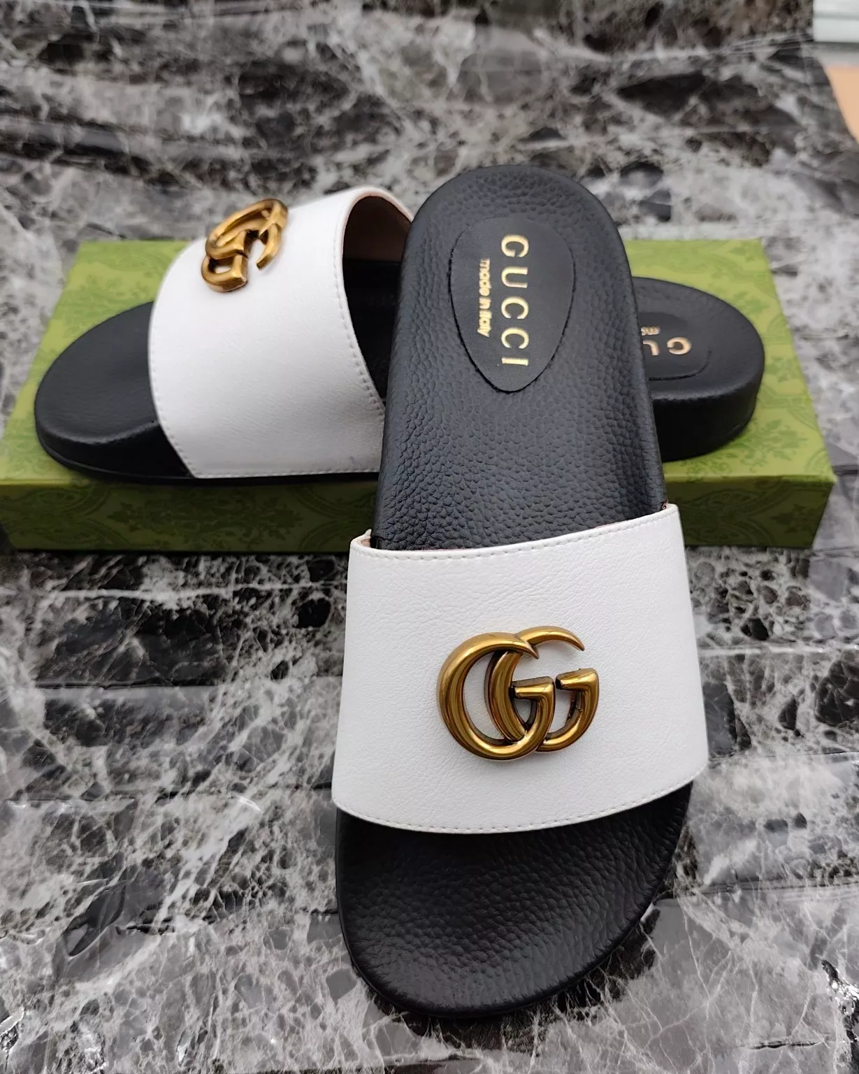 gucci chaussons pour homme s_12a2ba61